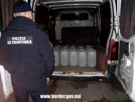 Guvernele se schimbă, schemele rămân. Sute de litri de alcool transportat ilegal în proximitatea frontierei de nord